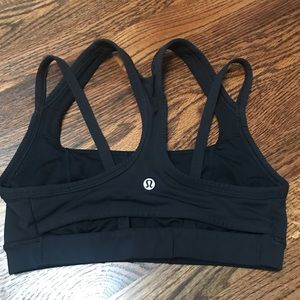 Lululemon sports bra